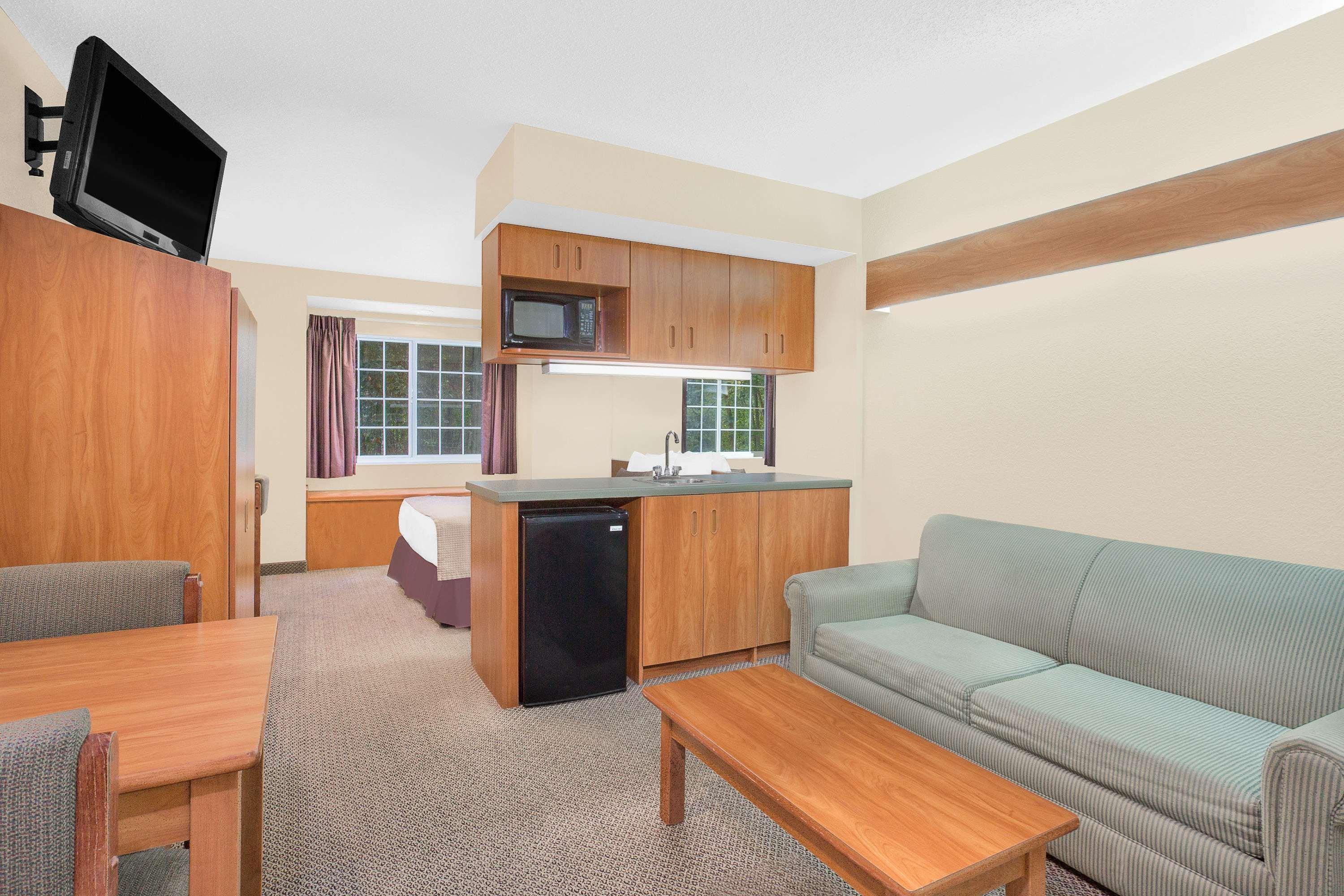 Microtel Inn & Suites Beckley East Kültér fotó