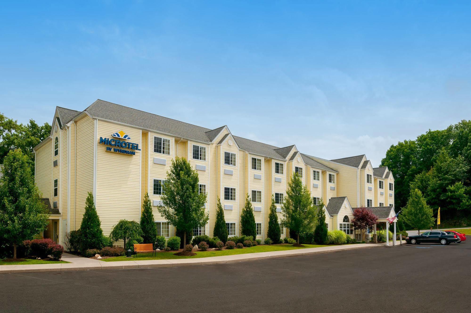 Microtel Inn & Suites Beckley East Kültér fotó